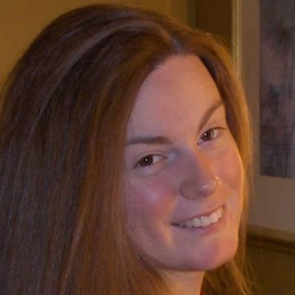 Meet your Posher, Carly